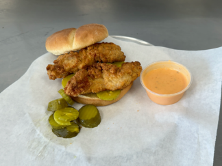 CLASSIC CHICKEN SANDWICH